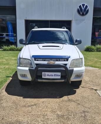 CHEVROLET S10 2.4 MPFI EXECUTIVE 4X2 CD 8V FLEX 4P MANUAL CHEVROLET S10 2.4 MPFI EXECUTIVE 4X2 CD 8V FLEX 4P MANUAL